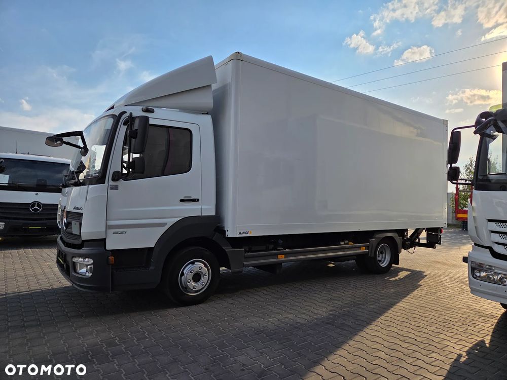 Mercedes-Benz Atego 821 - 9