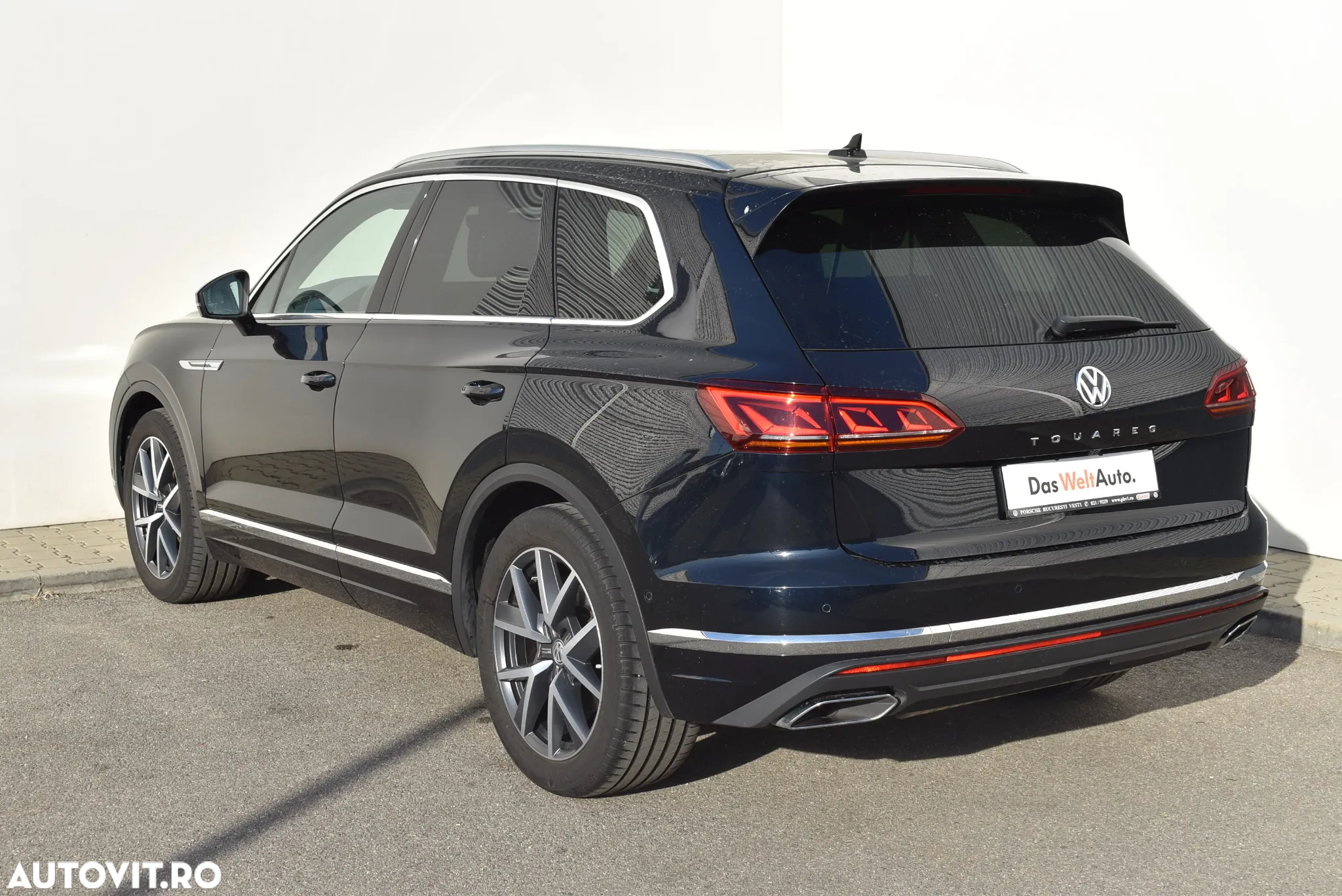 Volkswagen Touareg V6 TDI 4MOTION Elegance - 8