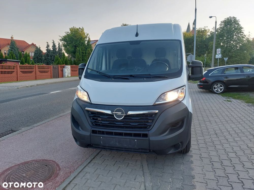 Opel movano - 1