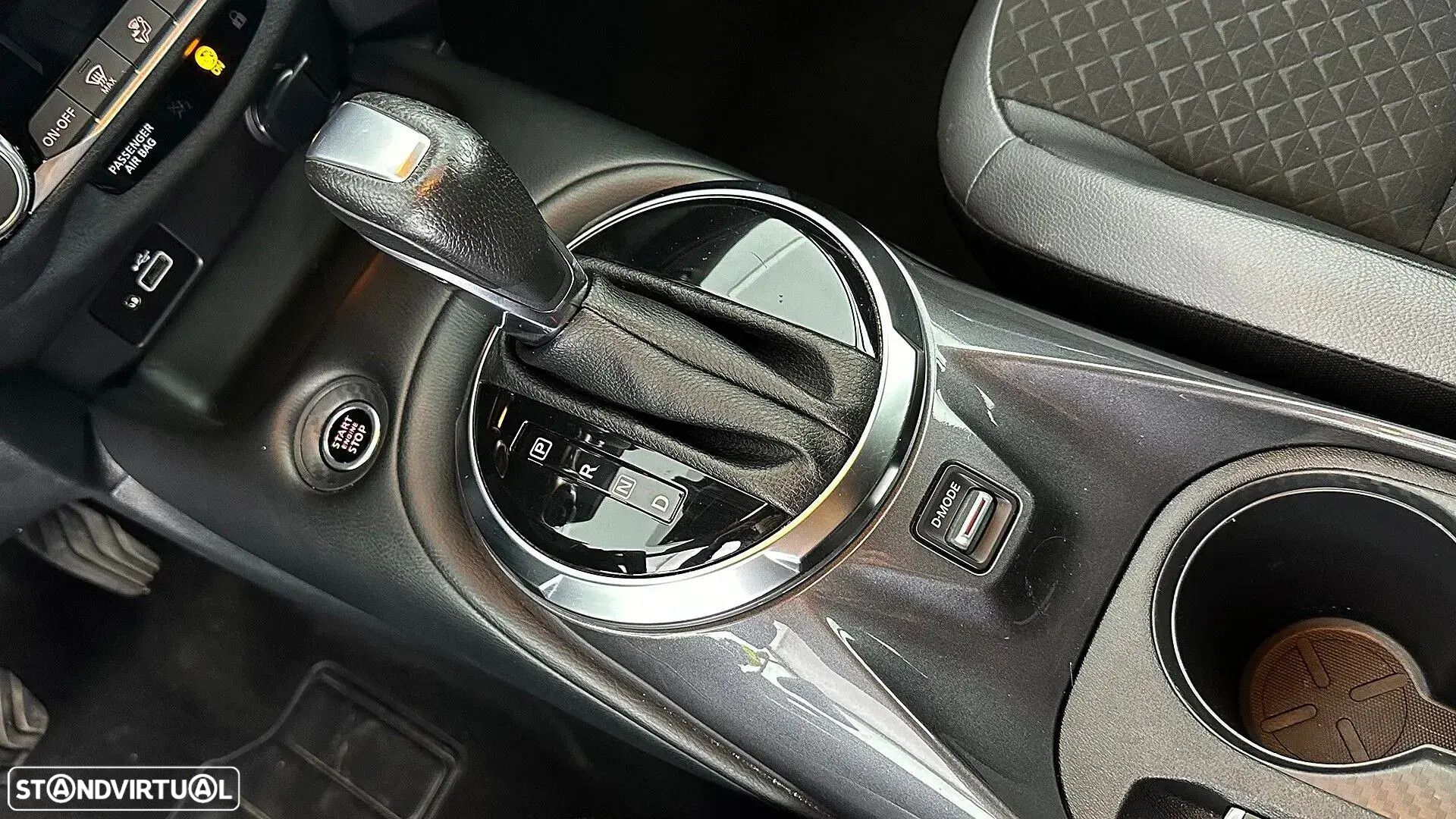 Nissan Juke 1.0 DIG-T N-Connecta NAV. DCT - 41