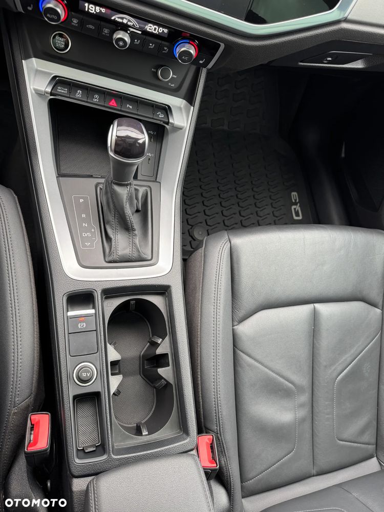 Audi Q3 40 TFSI Quattro S tronic S line - 12
