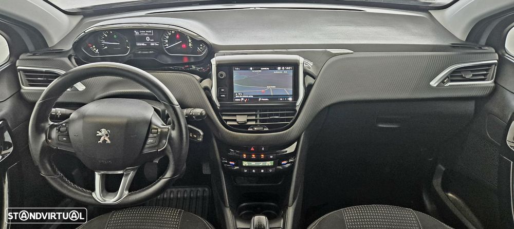 Peugeot 208 1.2 PureTech Allure - 7
