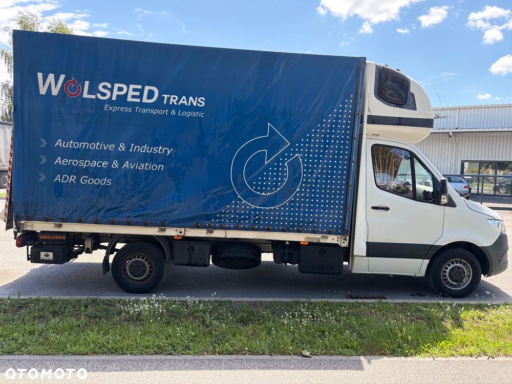 Mercedes-Benz Sprinter 907.235 - 9