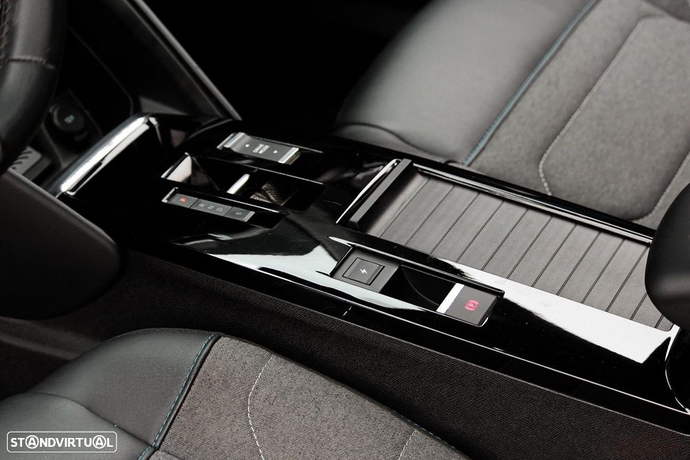 Citroën e-C4 50 kWh Shine - 13