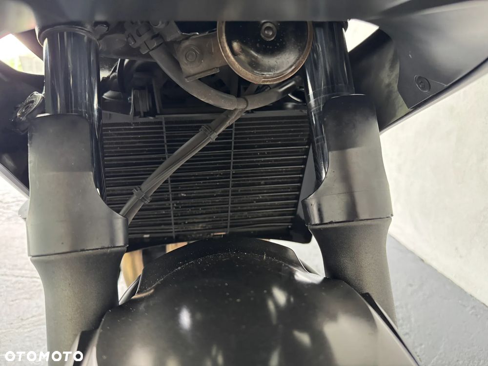 Yamaha XJ - 16