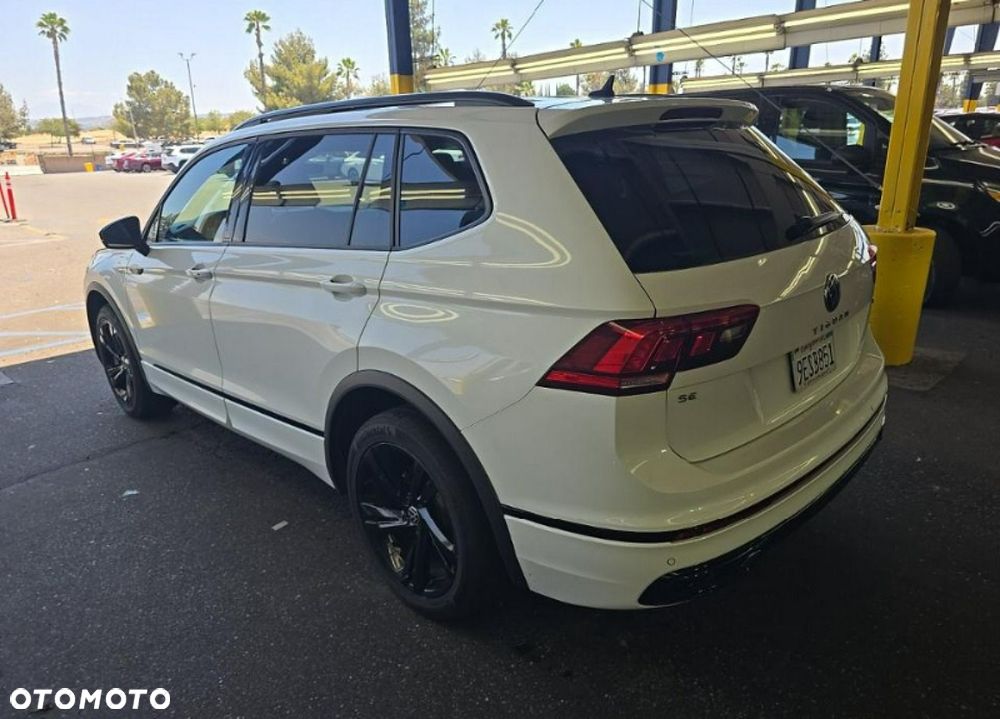 Volkswagen Tiguan - 5