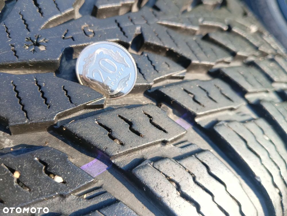 opony zimowe klasy premium Nokian Tyres WR Snowproof w rozmiarze 195/55 R16 87H. - 4