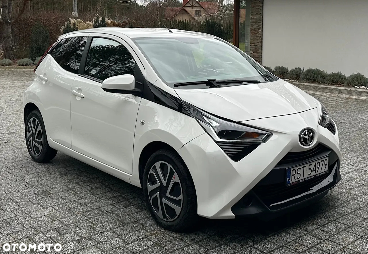 Toyota Aygo x-clusiv - 7