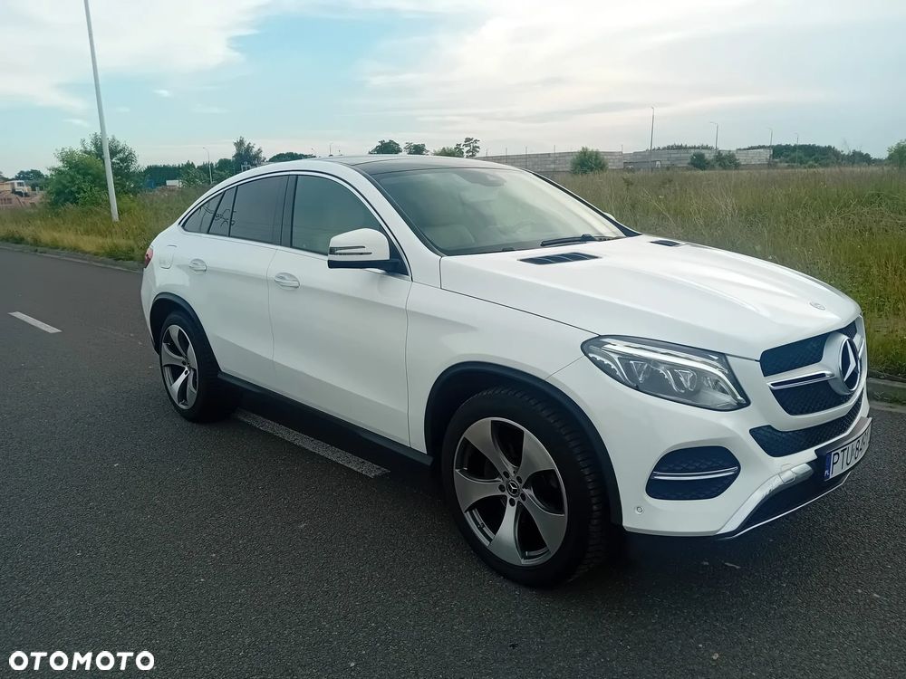 Mercedes-Benz GLE - 28