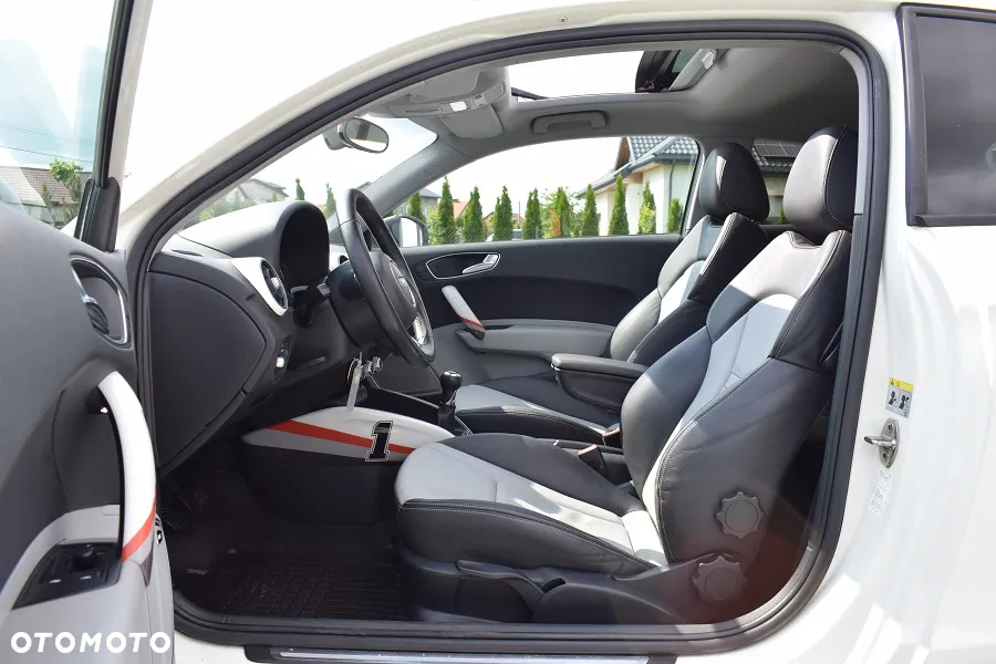 Audi A1 1.6 TDI S line edition m S line Sportpaket - 5