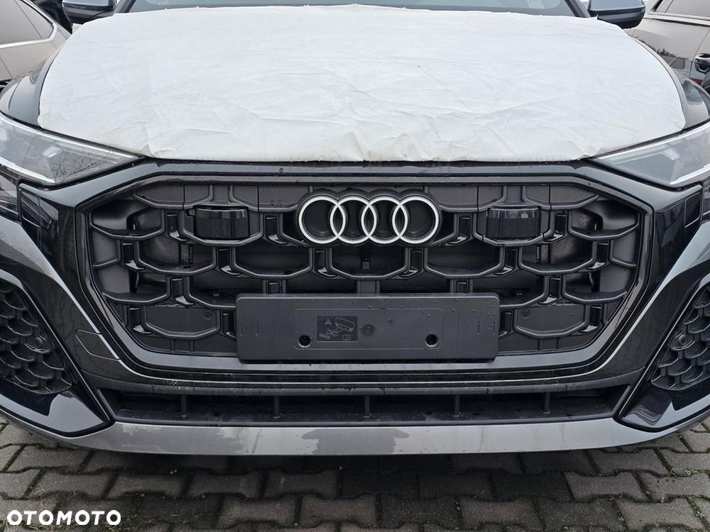 Audi Q8 - 13