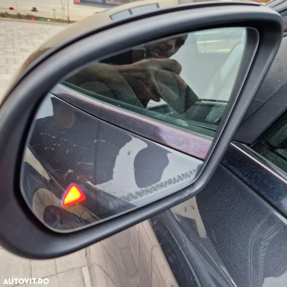 Mercedes-Benz C 250 (BlueTEC) d 4Matic 7G-TRONIC Avantgarde - 4