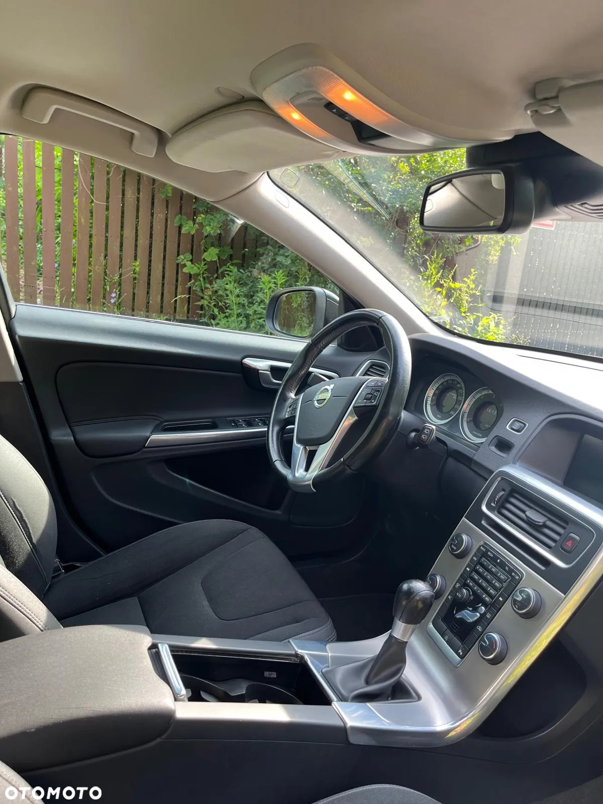 Volvo V60 D2 Kinetic - 14