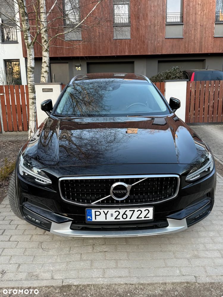 Volvo V90 D5 AWD Geartronic R Design - 4