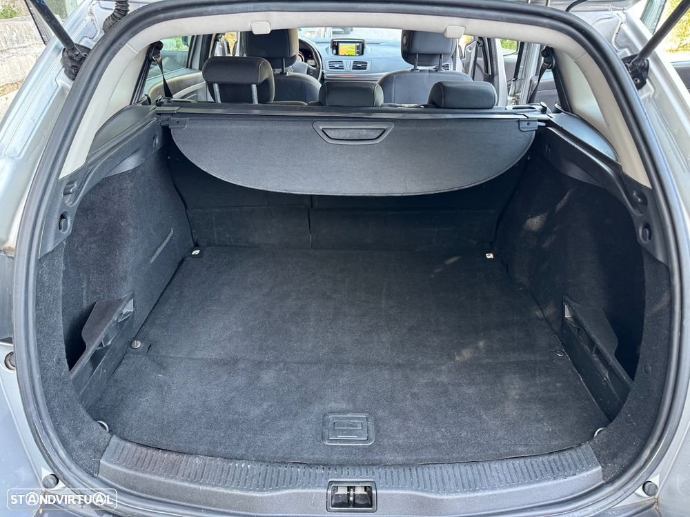 Renault Mégane Sport Tourer ENERGY dCi 110 Start & Stopp Expression - 21