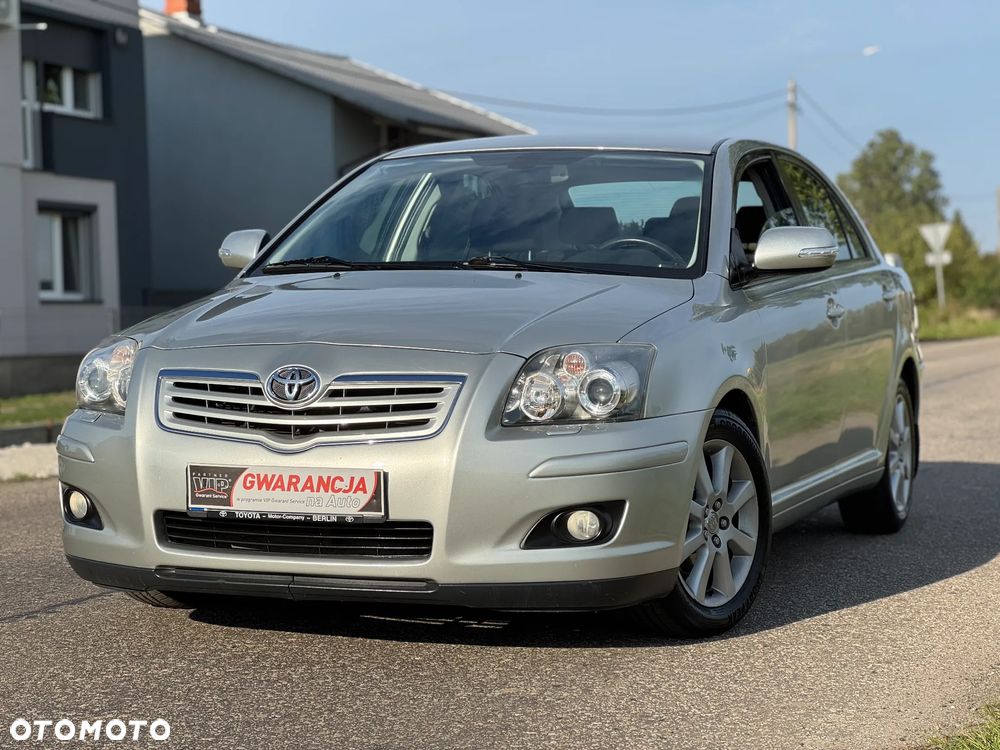 Toyota Avensis 1.8 VVT-i Sol Premium - 13