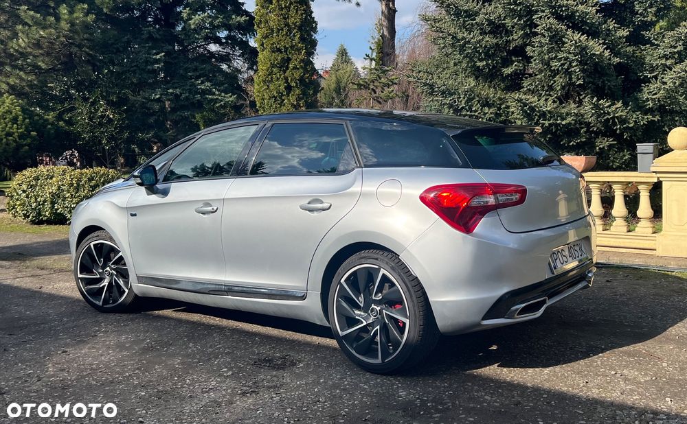 Citroën DS5 Hybrid4 Business Class - 14