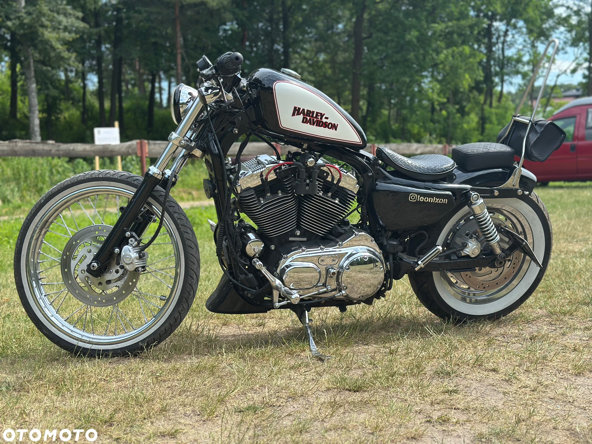 Harley-Davidson Sportster Custom 1200C - 10