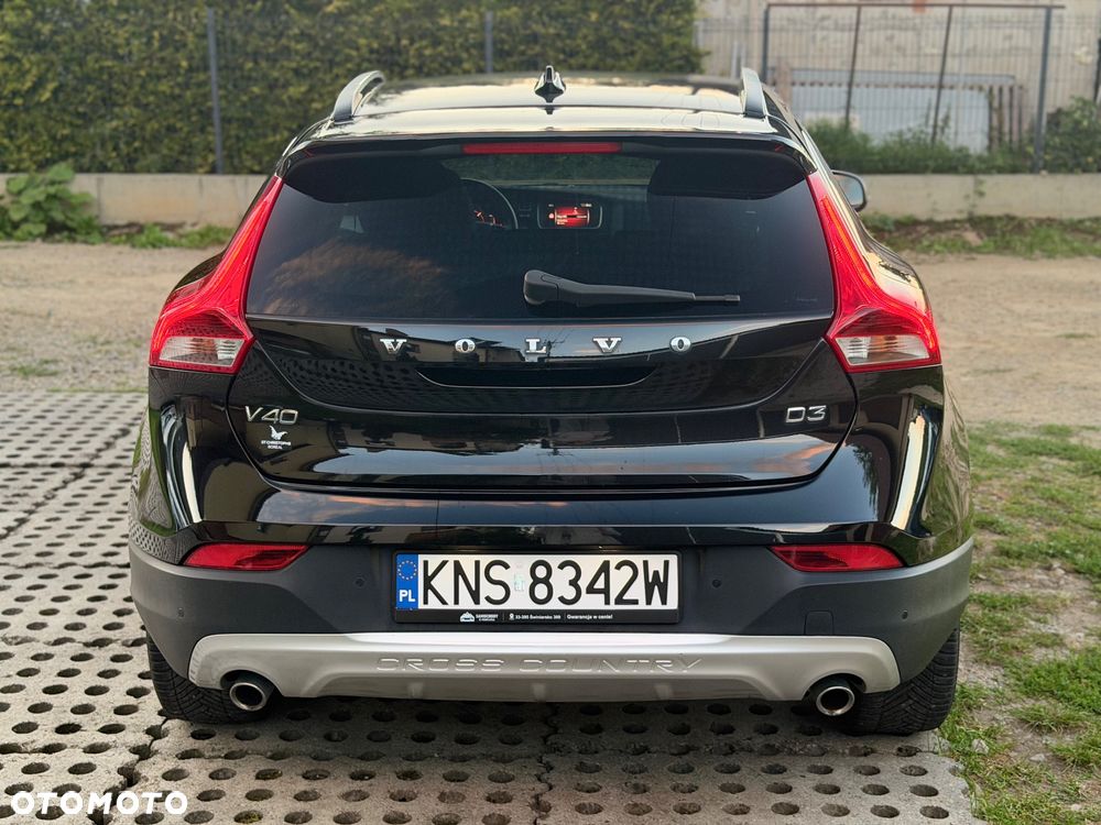 Volvo V40 D3 Drive-E Ocean Race - 10