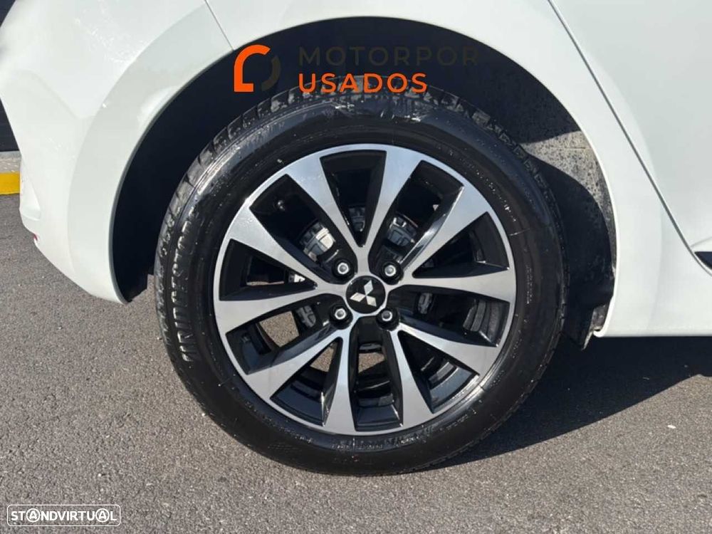 Mitsubishi Colt 1.0 MPI-T Kaiteki — fotografia 11