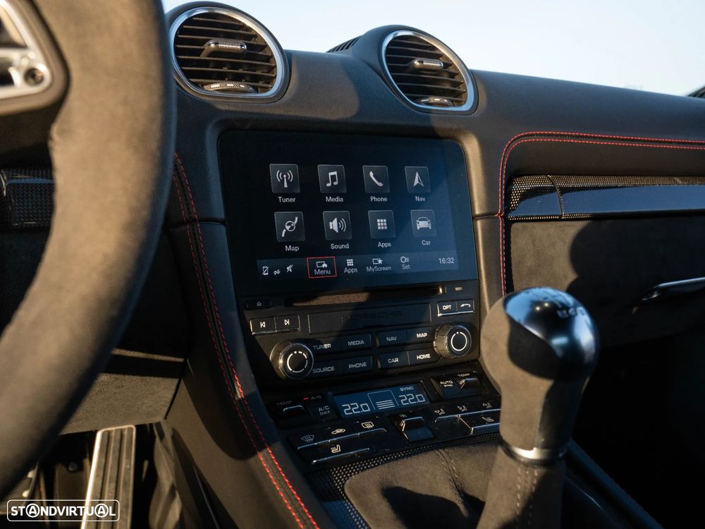 Porsche 718 Cayman GTS 4.0 - 37