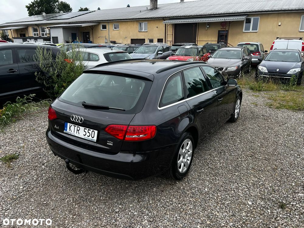 Audi A4 - 4
