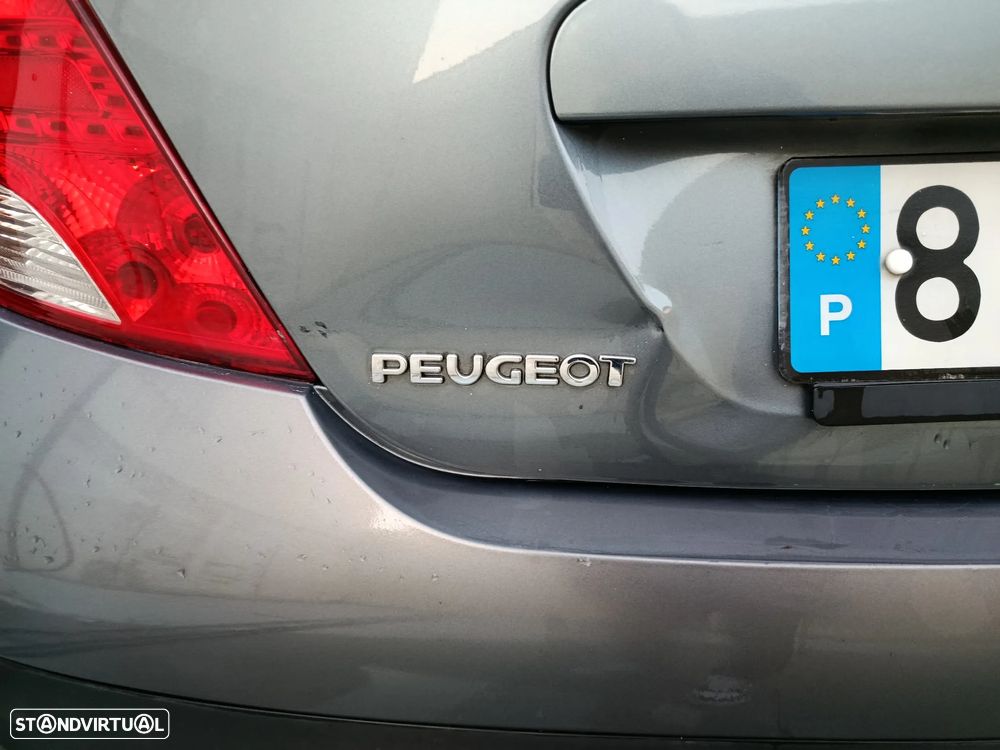 Peugeot 207 1.4 HDi Urban - 6