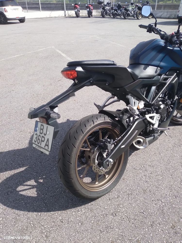 Honda CB CB 125 R - 3