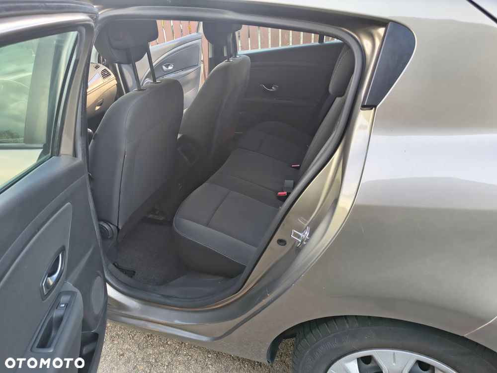 Renault Megane - 7