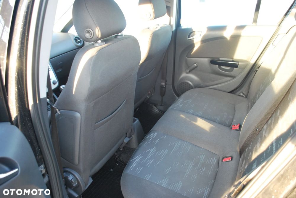 Opel Corsa - 6