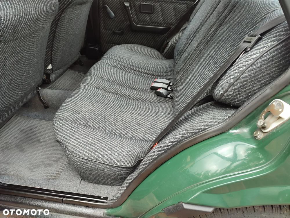 Polonez Caro - 31
