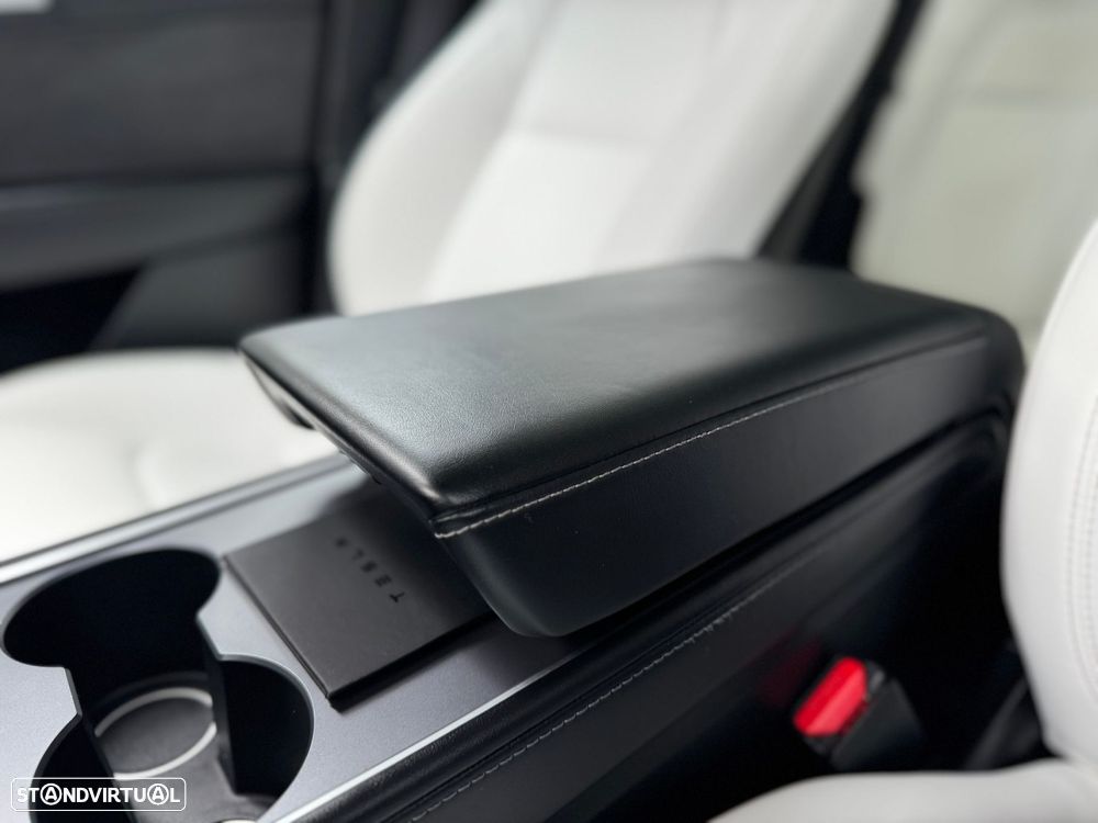 Tesla Model Y Tração Traseira - 35