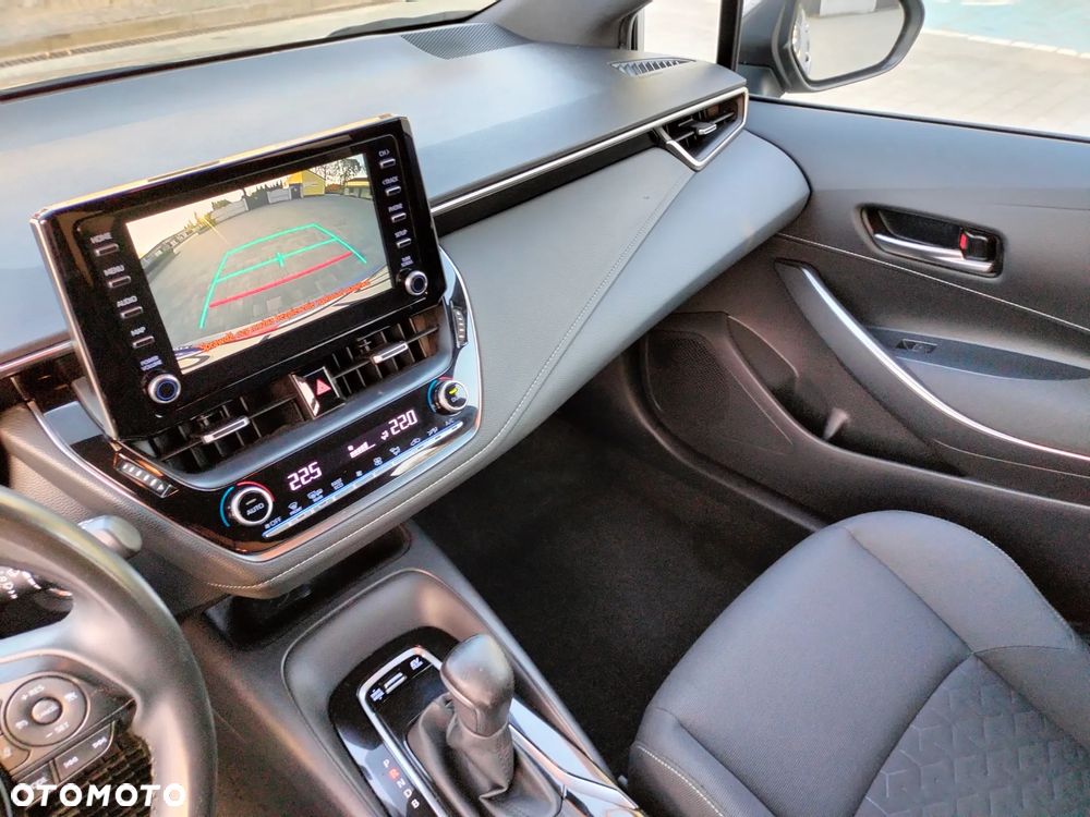 Toyota Corolla 1.8 Hybrid GPF Comfort - 12