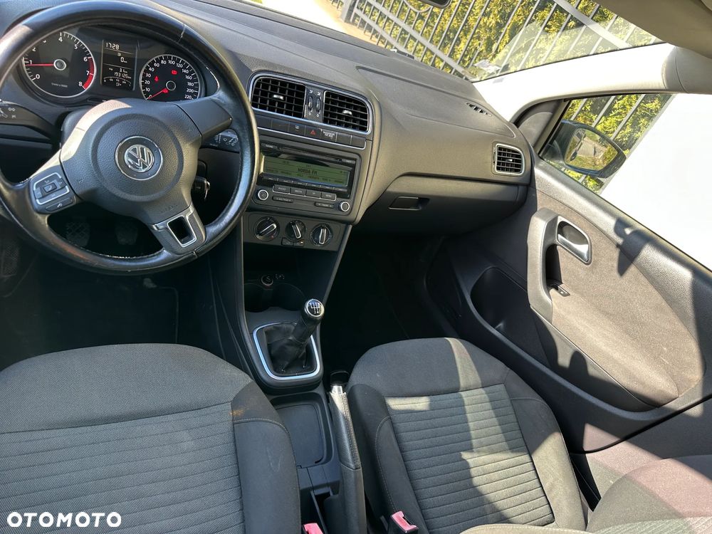Volkswagen Polo 1.2 Comfortline - 4