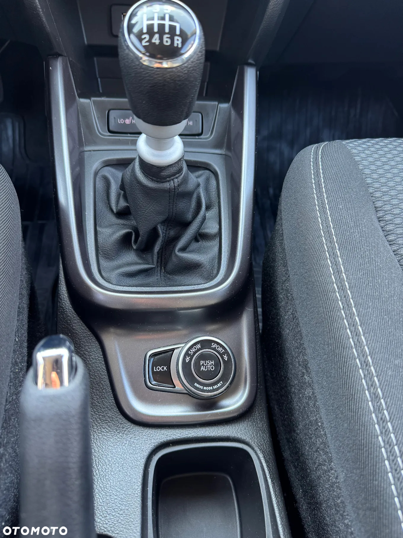 Suzuki Vitara 1.4 Boosterjet Premium 4WD - 23