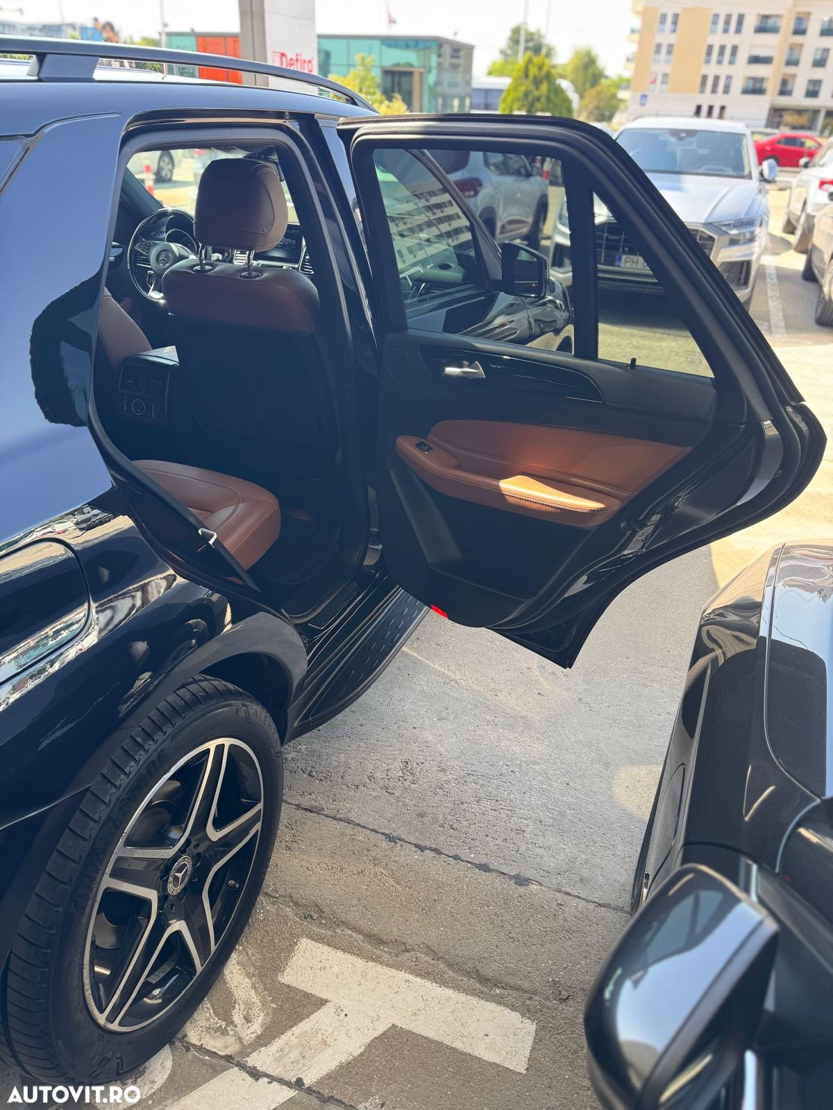 Mercedes-Benz GLE 350 d 4MATIC - 14
