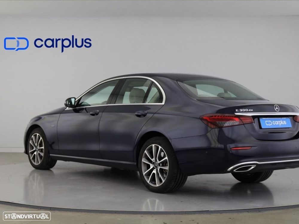 Mercedes-Benz E 300 de AMG Line - 5