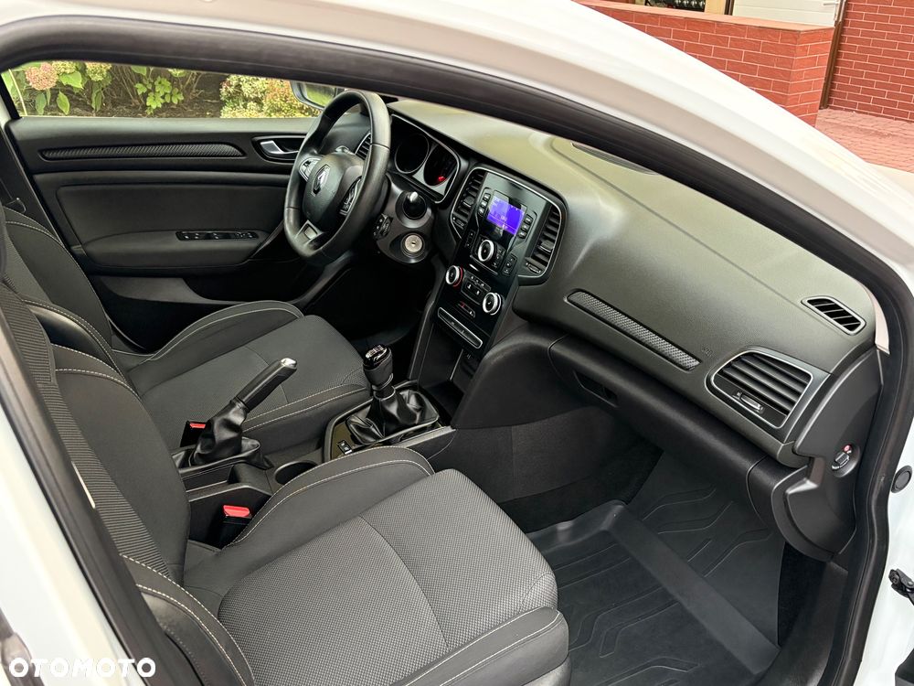 Renault Megane 1.3 TCe FAP Life - 6