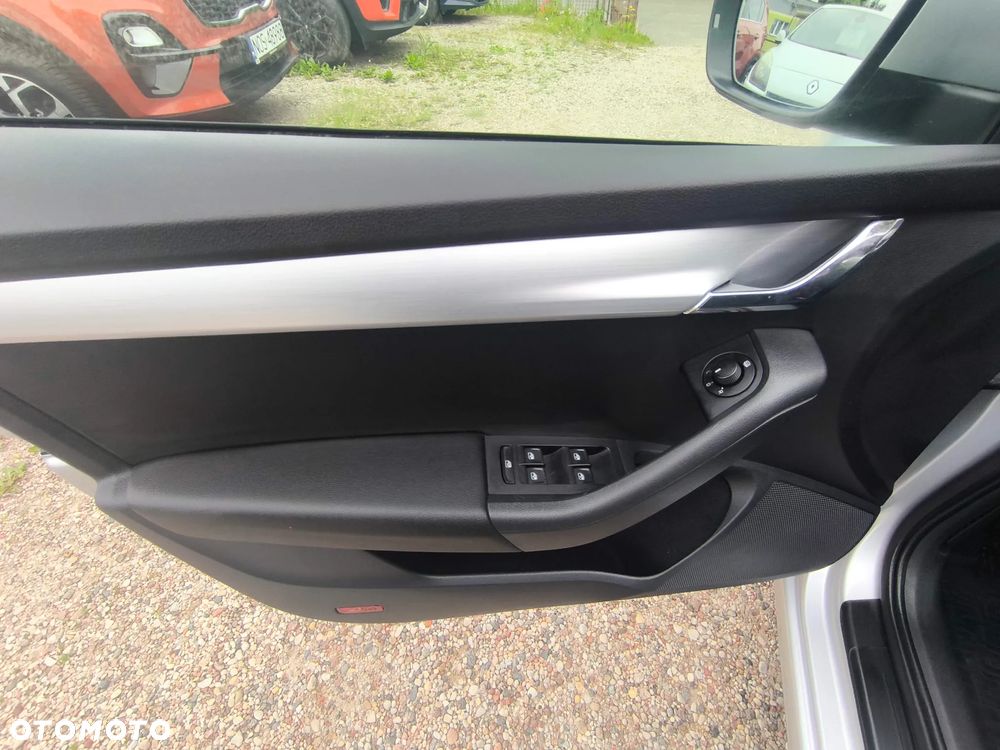 Skoda Octavia 1.6 TDI Ambition DSG - 10