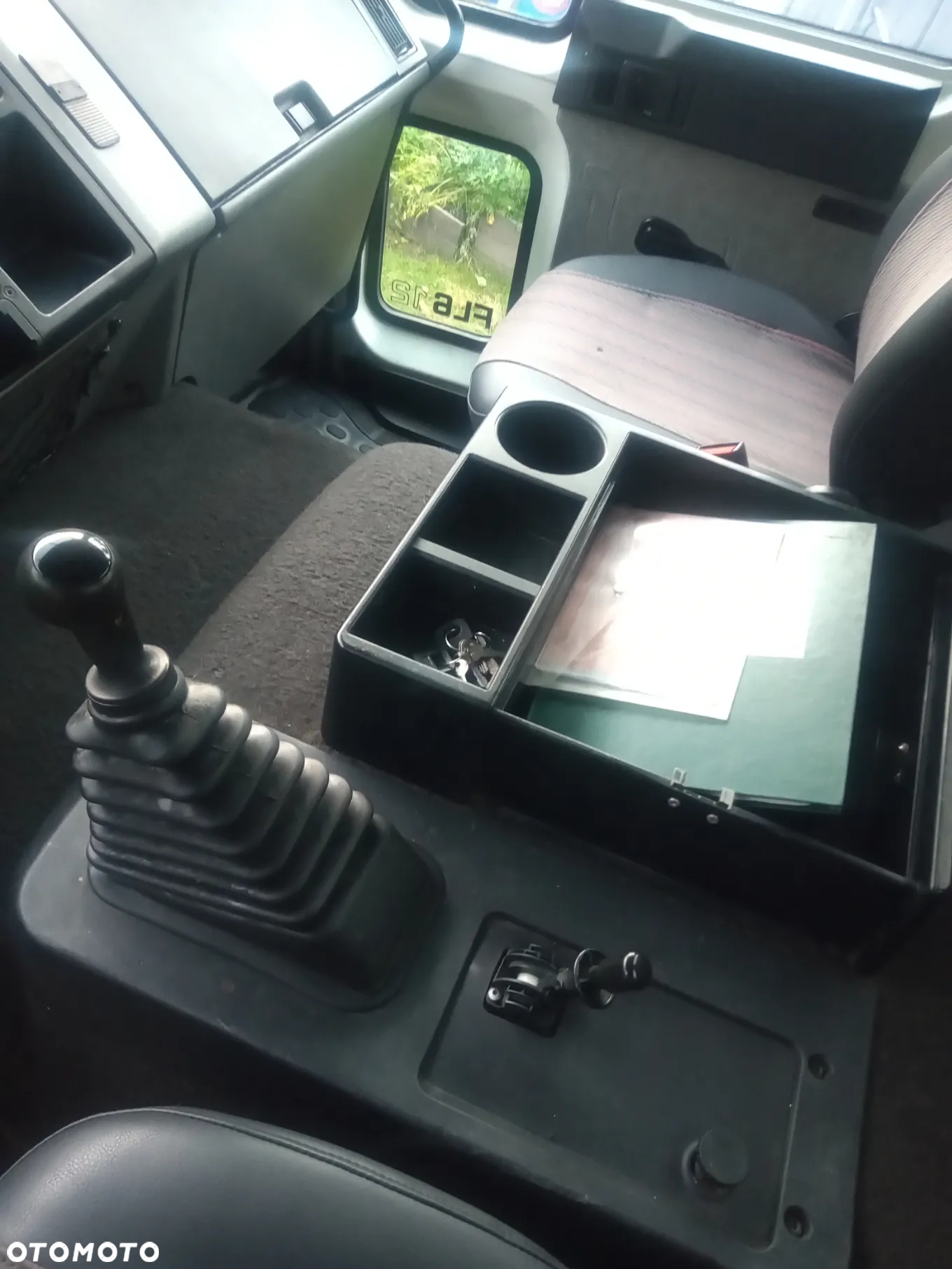 Volvo FL6 - 12