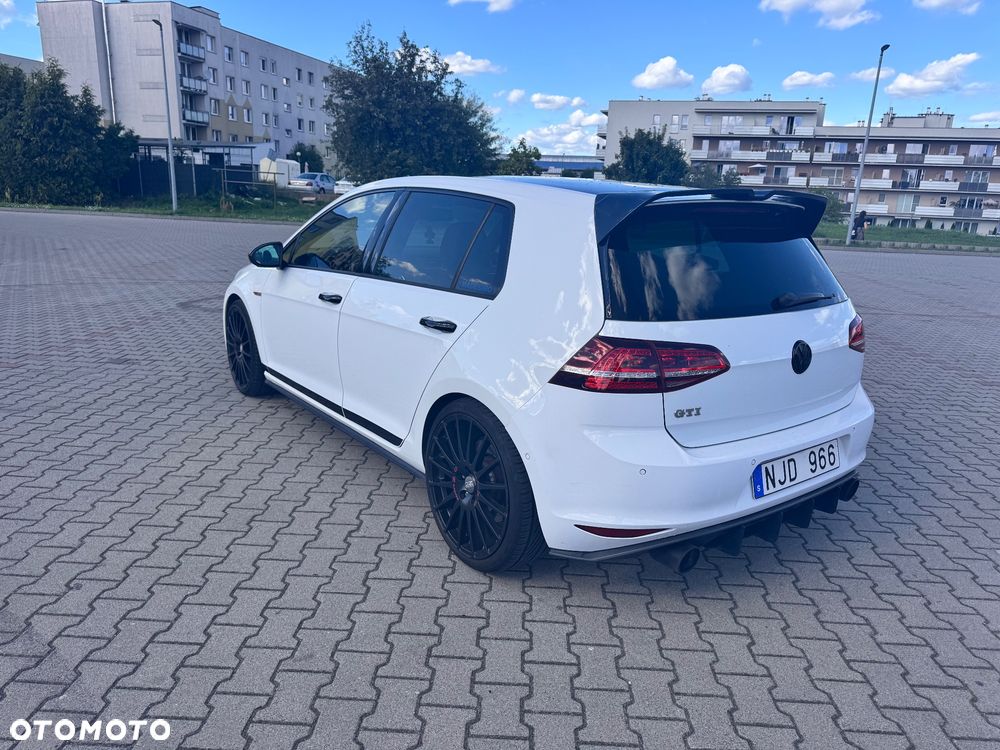 Volkswagen Golf GTI Performance BlueMotion Technology DSG - 8