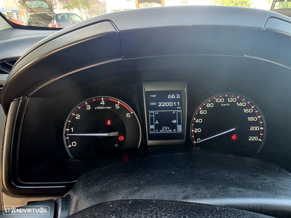 Isuzu D-Max 2.5 DTi CD 4WD LS - 16