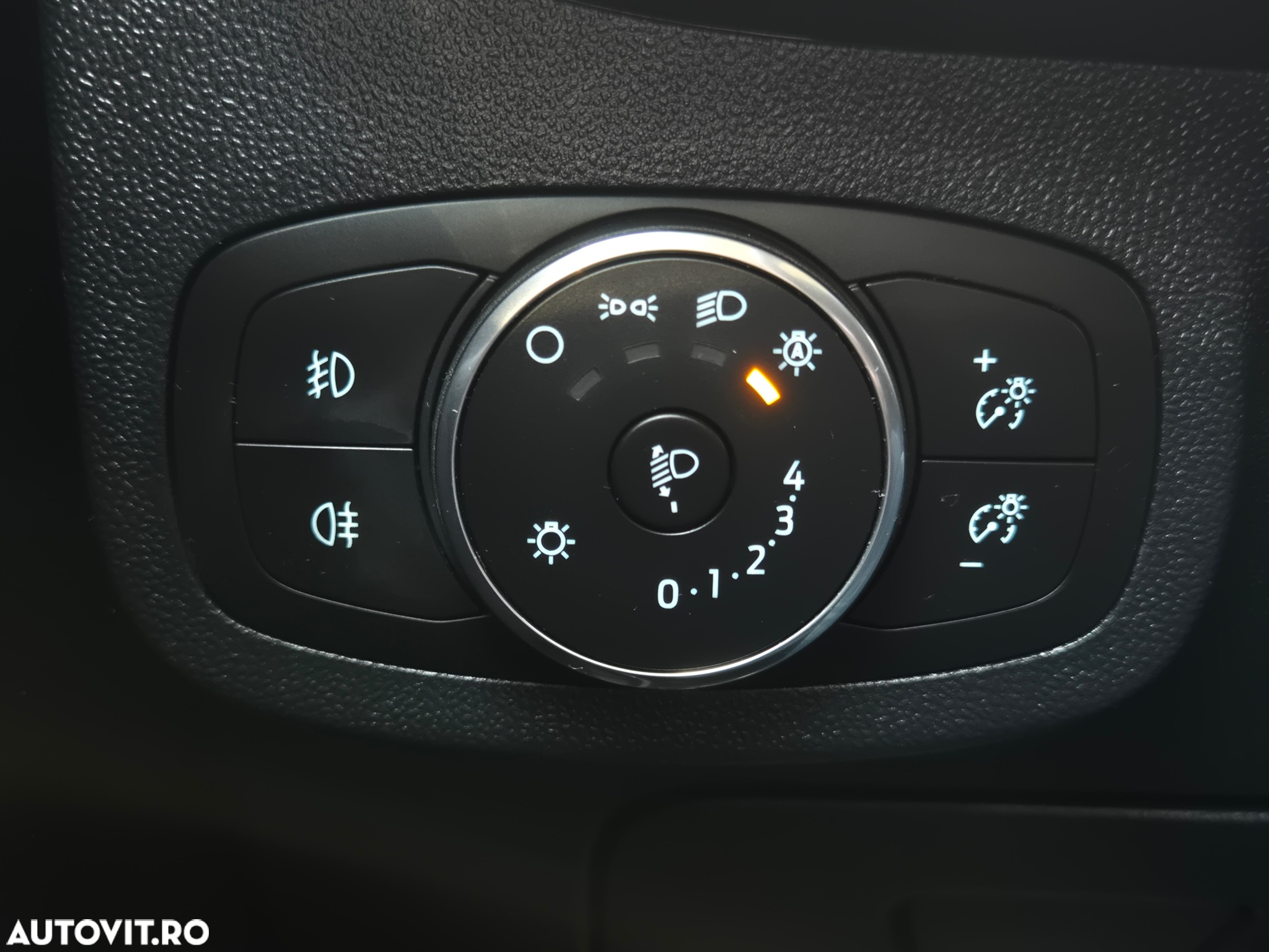 Ford Fiesta 1.0 EcoBoost Titanium - 13