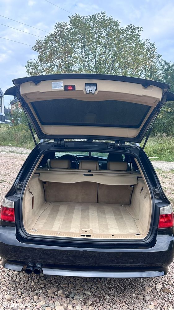 BMW Seria 5 525d - 9