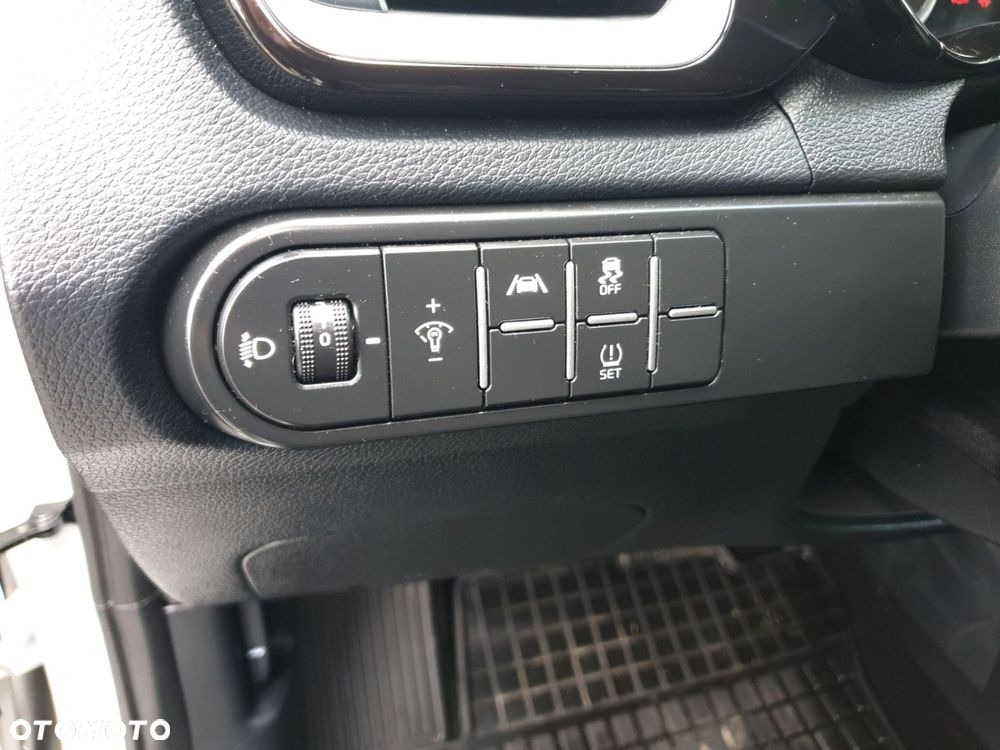 Kia XCeed 1.5 T-GDI L DCT - 12