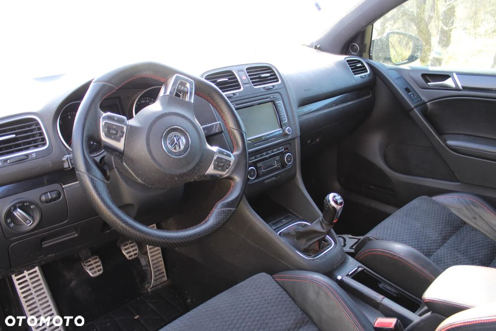 Volkswagen Golf 2.0 GTI Edition 35 - 10