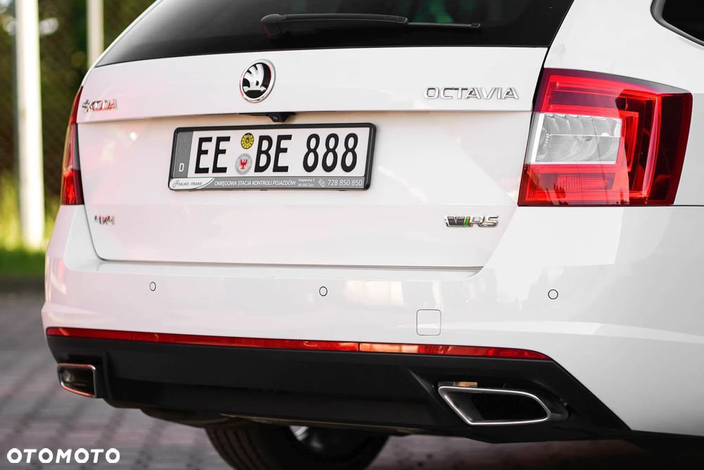 Skoda Octavia 2.0 TDI 4x4 RS DSG - 4