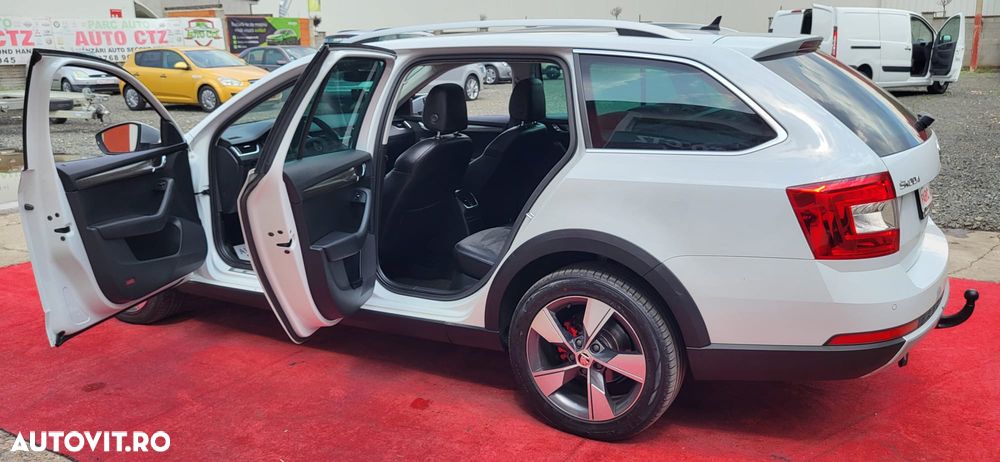 Skoda Octavia 2.0 TDI 4x4 DSG Scout - 12
