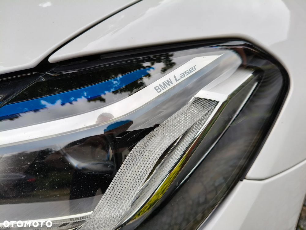 BMW Seria 5 520d mHEV - 8