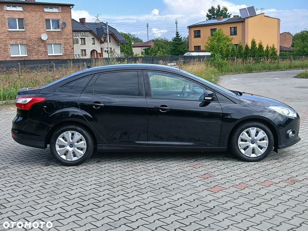 Ford Focus 1.6 TDCi Ambiente - 3